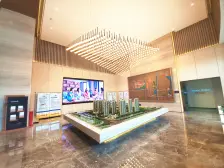 精装次新小区,中间楼层看房有密码