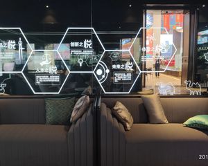 吾悦边上 满两年的商品房 小高层