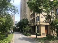 业主诚意出售,中高楼层,视野靓丽,格局方正