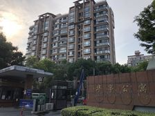 公园式小区宽敞阔气大三房,精装修户型好,东书华包