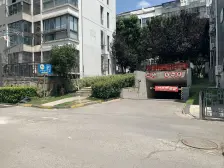 香城花园一区大两房 南北通透两房 房东诚售 看中可谈