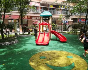 神仙树缤纷3室2厅东南