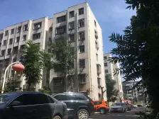 南阳路3房,出行便利,小区环境不错,方便停车