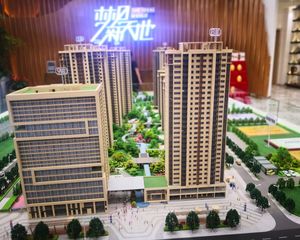 梦想新天地3室2厅南北
