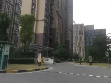 处于北大街商圈之中,通透户型,全明格局,户型方正