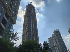 公安厅小区 中间好楼层 诚心出售有车位