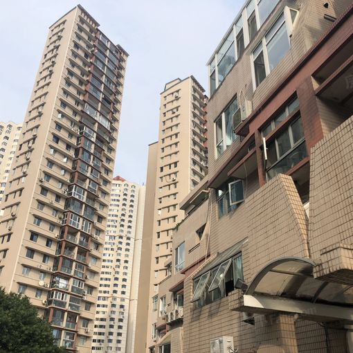 青岛太平洋中心2室1厅1卫南朝向6500.00元/月出租