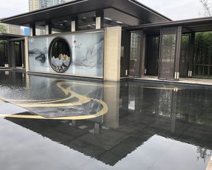 新希望锦麟府4室2厅东南