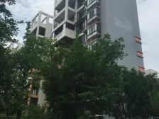 湖岸家园B区 4室2厅 南