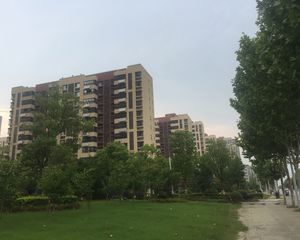 万科公园里+双卫生+中低区+有车位+采光好+诚意出售!