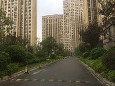 香溢紫郡 楼层好 通透户型 带地下车位 诚心出售