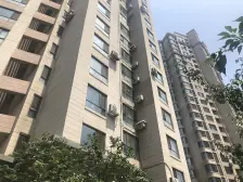 华南商圈 近地铁 全天采光 两万平大公园 近校