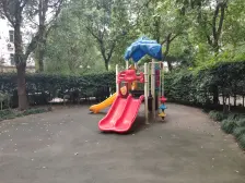 满五,南北通顶楼复式,精装修带露台,得房率高