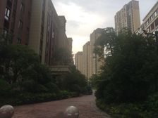 交通便利,楼幢位置,加装软装,精装修,带车位!