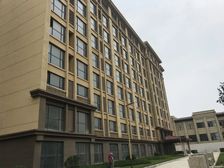 小区环境优美、配套完善、物业服务好。