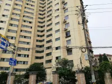 一梯两户,房东诚意出售,小区做过美丽家园改造,交通便捷