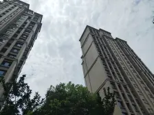 带院子 保利居上 南北通透三房 装修好 看房方便