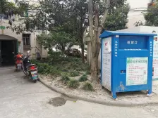 一楼带院子,小区安静,看房方便,诚意卖交通方便