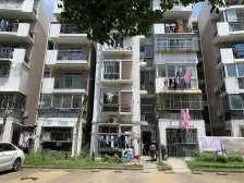 北靠上大,南近中环,电梯已经加装,南北通透两房,精装修