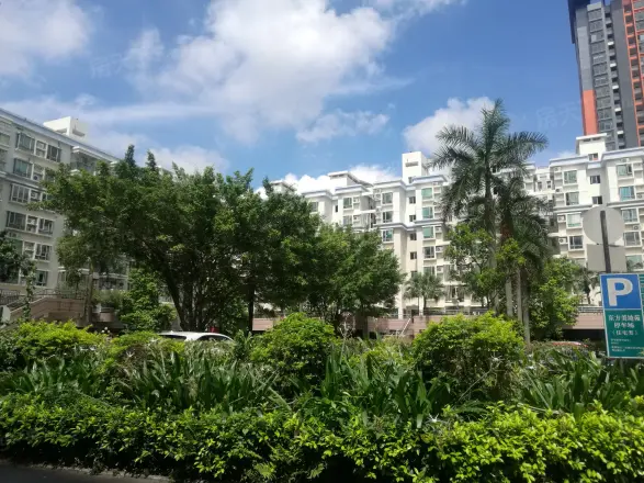 东方美地苑