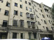 一楼带院子全民楼下是电瓶车车库挑高不潮湿