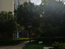 电梯房,产权清晰 2梯2户 新上房源,中心湖景位置