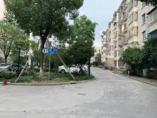 中环旁,地铁近,环境好,实际面积大,看房方便诚意卖