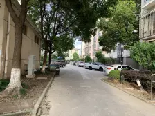 中环旁,地铁近,环境好,实际面积大,看房方便诚意卖