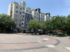 慧华苑 3室2厅 南 北