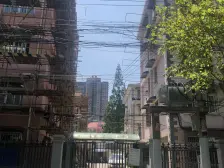 中间楼层,一梯两户,南北通风,视野开阔,得房率高