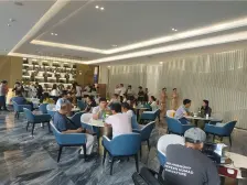 精装两室 全屋定制 楼层好 采光好 近 地铁
