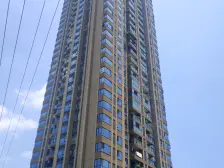 融汇广场旁精装四房双带车位出售 户型方正采光好