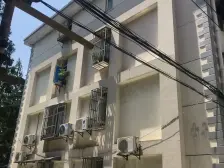 1楼,天井小院,出门繁华,入门安静