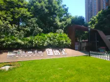 次新小区 融汇精装两房 全新装修 采光好 看房方便