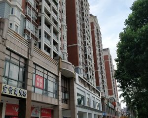 三正世纪豪门精装大平层拎包入住业主诚心出售