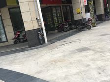 三江片区少有的四连顶跃,低价出售!