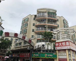 龙岗榭丽花园二期两房,近地铁,拎包入住,满五免双税