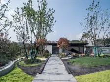 81万诚心卖 雅居乐富春山居 4居 南向 毛坯 着急出售