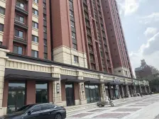 200万装修!200平院子!精装未住,位置好带地下俩车位