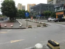 高新区 二期 清水大三房 宽敞明亮 带入户花园