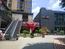 融汇温泉城 次新小区 四房 出售