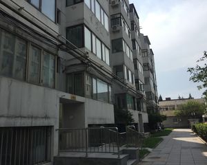 西城德胜六铺炕一区新上带客厅三居东西通透双阳台中楼层