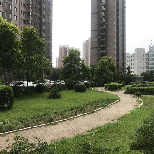 众诚一品东南2室1厅1卫西朝向1850.00元/月出租
