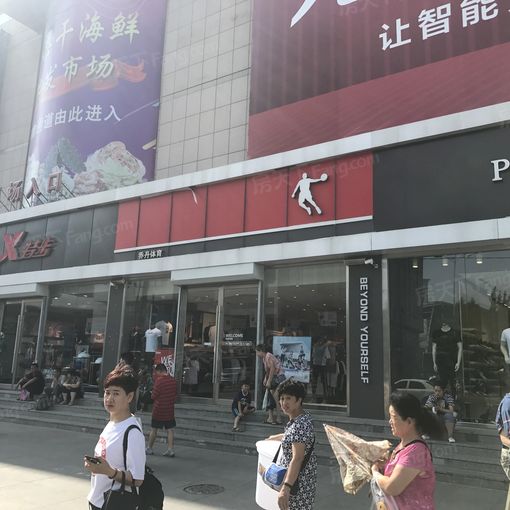振富公寓1室1厅1卫东朝向1600.00元/月出租