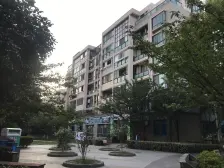 成熟社区生活便利此房户型方正上下两层 采光充足