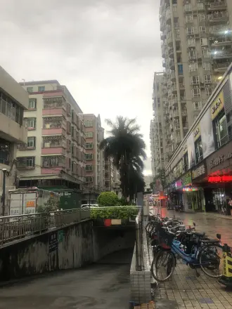 东澳广场