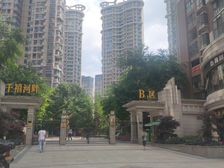 千禧河畔C区3室1厅南