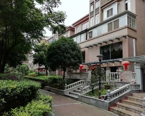 兴想花园3室1厅南