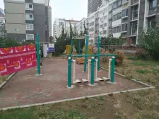 福利莱仁和春天花园 2室2厅 南 北