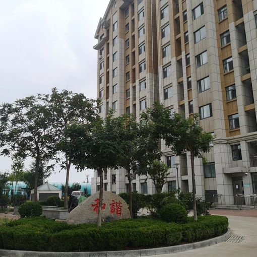 崆峒岛小区2室2厅1卫东南北朝向1400.00元/月出租